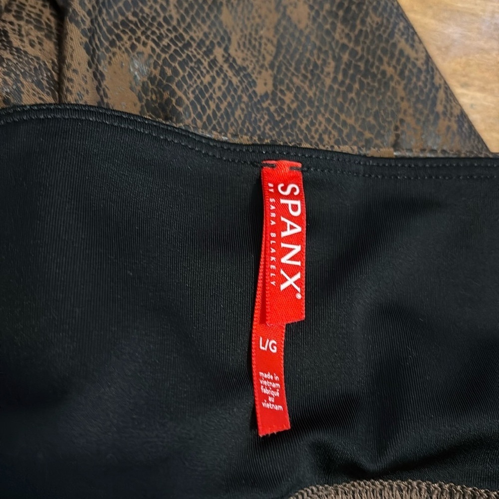 Spanx Snakeskin Pattern, Size Large - image 3